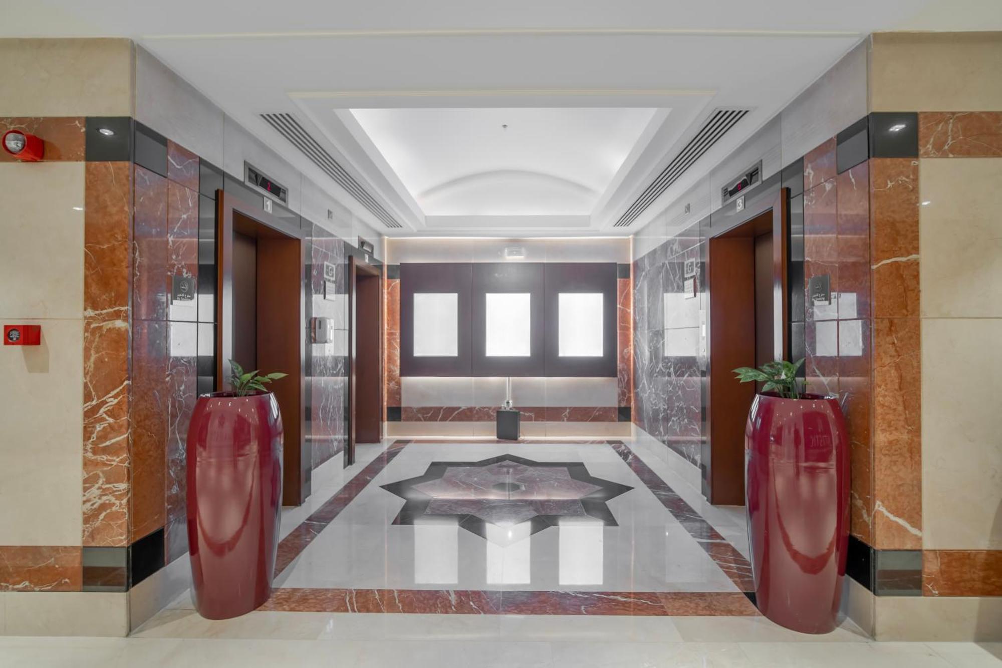 โฟร์ พอยต์ บาย เชอราตัน เบอร์ ดูไบ Hotel ภายนอก รูปภาพ